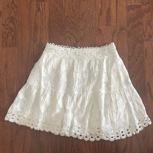 NWT RAHI Analee skirt. White. Size small.